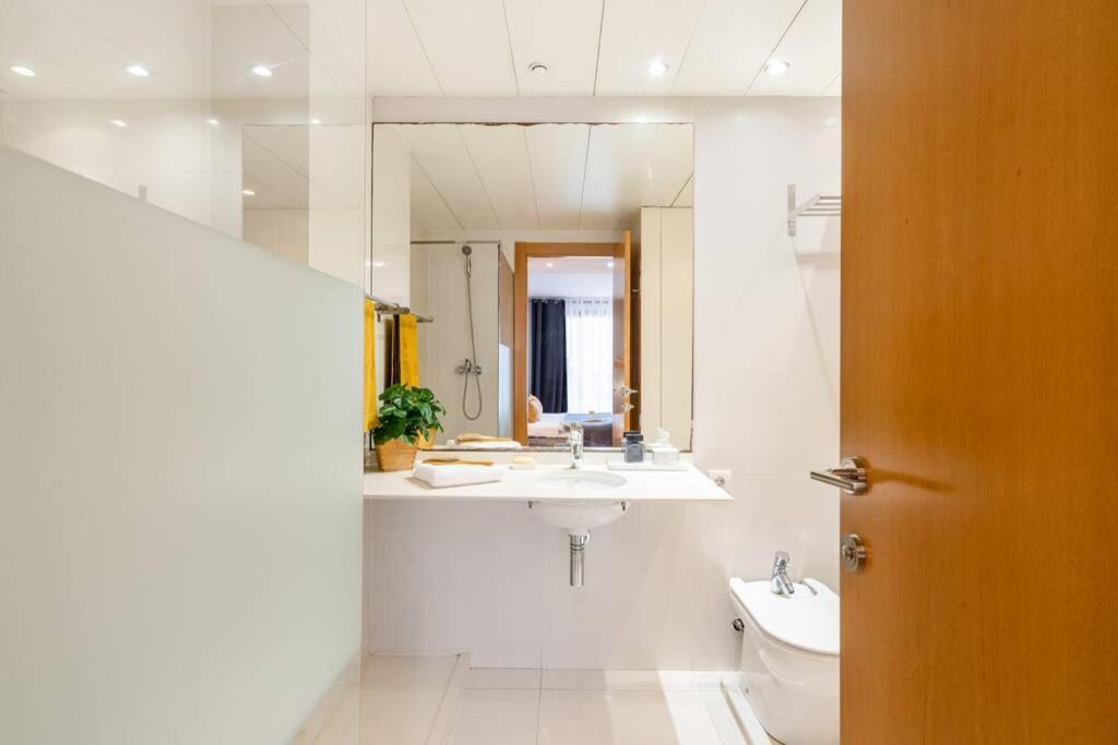 Monumumental Free Parking Appartement Barcelona
